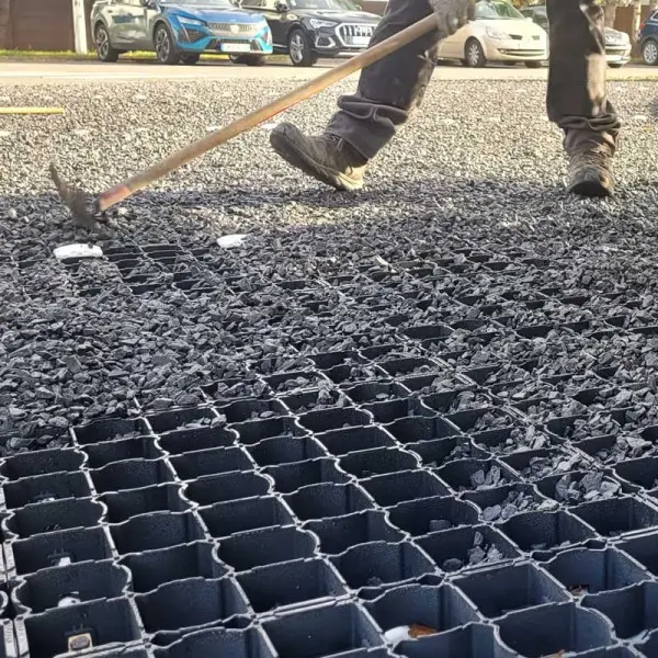 Installatie gravelparking Devooght