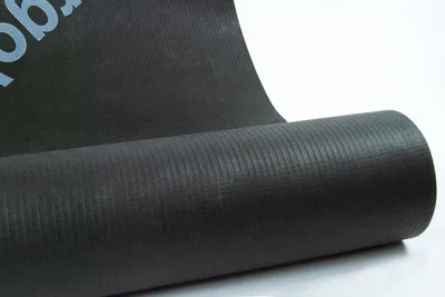Membrane de sous-toiture Delta vitax avec double bande adhésive 1,50 x 50 mètres (75m²)