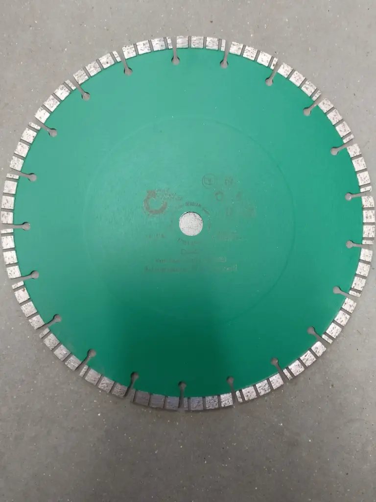 Diamantschijf kern dia 300x20 univers. middelhard tot harde bouwmaterialen 