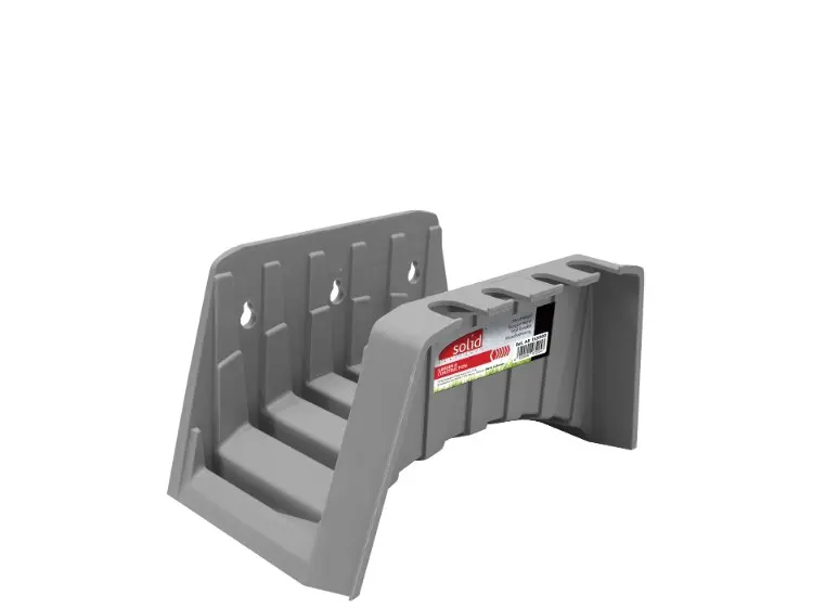 Wall mount for water hose