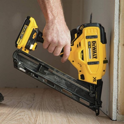 [DCN650N-XJ] 18V 15GA finish nailer